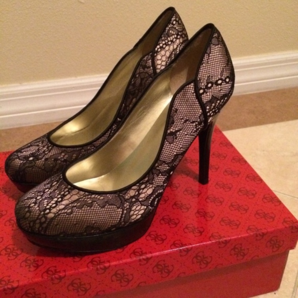 Guess shoes, size 6.5